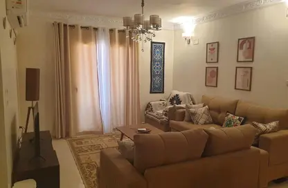 Apartment - 3 Bedrooms - 1 Bathroom for sale in Gardenia City Compound Nasr City - Zahraa Madinat Nasr - Nasr City - Cairo