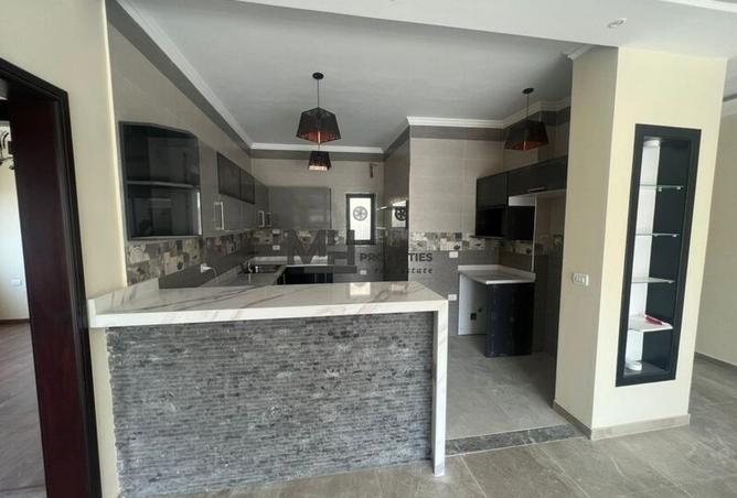 99105411 - Property Image 3