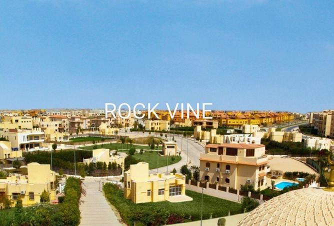 98831698 - Property Image 2