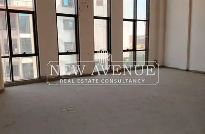 مساحات مكتبية - 2 غرف نوم - 2 حمامات للايجار في كمبوند لاميرادا - كمبوندات التجمع الخامس - التجمع الخامس - مدينة القاهرة الجديدة - القاهرة