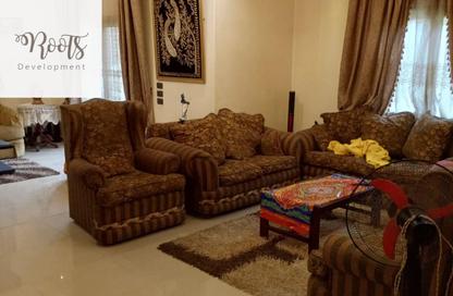 منزل مزدوج - 3 غرف نوم - 3 حمامات للبيع في شارع 10 - جرينز - الحي السادس - الشيخ زايد - الجيزة