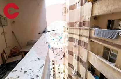 Apartment - 2 Bedrooms - 1 Bathroom for sale in Ahmed Basha Turk St. - Fleming - Hay Sharq - Alexandria
