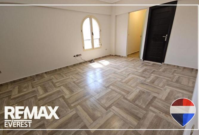 72180025 - Property Image 3