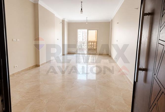94922363 - Property Main Image