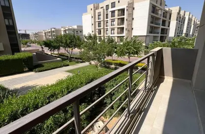 Apartment - 3 Bedrooms - 3 Bathrooms for sale in Moon Residences - Fifth Square - The 5th Settlement - New Cairo City - Cairo