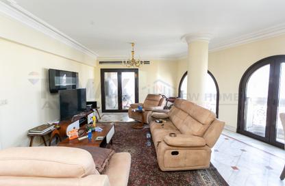Apartment - 3 Bedrooms - 3 Bathrooms for sale in Mohamed Fawzy Moaz St. - Smouha - Hay Sharq - Alexandria Apartment - 3 Bedrooms - 3 Bathrooms for sale in Mohamed Fawzy Moaz St. - Smouha - Hay Sharq - Alexandria