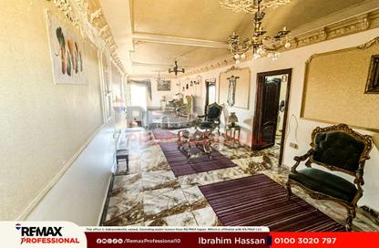 دوبلكس - 4 غرف نوم - 2 حمامات للبيع في شارع الدار البيضاء - كليوباترا - حي شرق - الاسكندرية