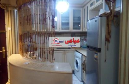 Apartment - 2 Bedrooms - 1 Bathroom for rent in Zahraa El Maadi - Hay El Maadi - Cairo