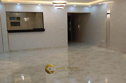 Apartment - 3 Bedrooms - 2 Bathrooms for sale in Al Khamayel city - Sheikh Zayed Compounds - Sheikh Zayed City - Giza