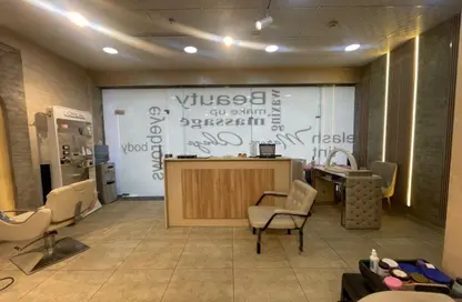 محل تجاري - استوديو - 2 حمامات للايجار في مدينة نصر - القاهرة