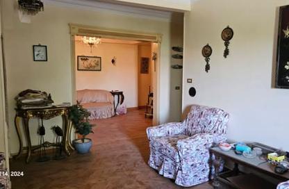 Apartment - 3 Bedrooms - 2 Bathrooms for sale in Zayed 2000 - 4th District - Sheikh Zayed City - Giza