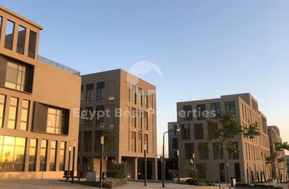 مساحات مكتبية - استوديو - 1 حمام للبيع في ديستريكت 5 - كمبوندات التجمع الخامس - التجمع الخامس - مدينة القاهرة الجديدة - القاهرة