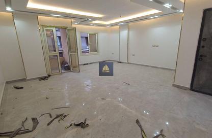 Apartment - 3 Bedrooms - 2 Bathrooms for sale in El Mearag City - Zahraa El Maadi - Hay El Maadi - Cairo