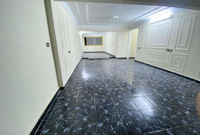 105738157 - Property Image 2