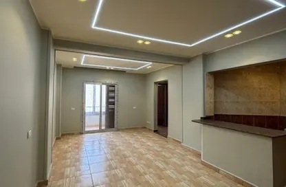 Apartment - 2 Bedrooms - 1 Bathroom for sale in Tabarak - Zahraa El Maadi - Hay El Maadi - Cairo