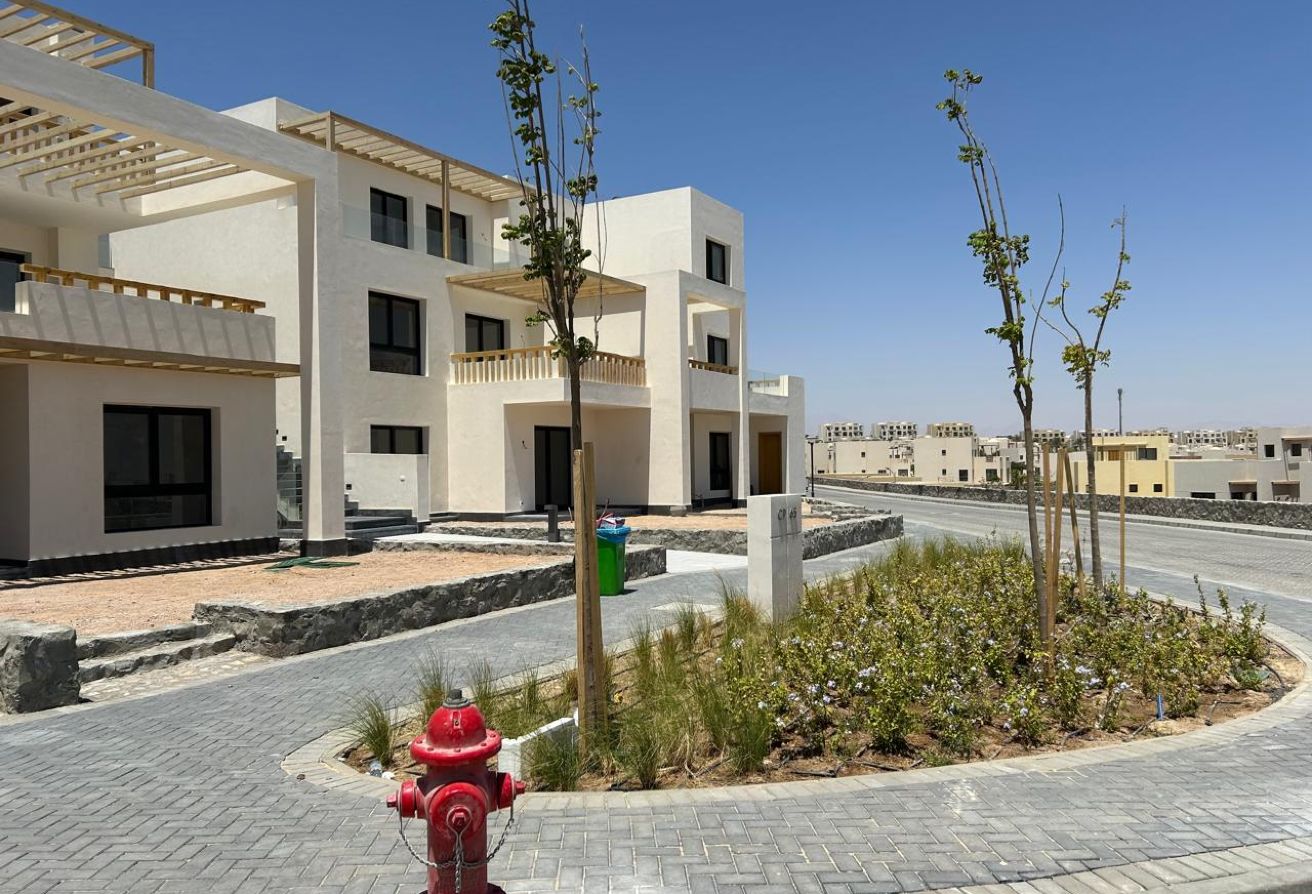 Sale 2 BR Ground Floor In Makadi Heights -Finished thumbnail