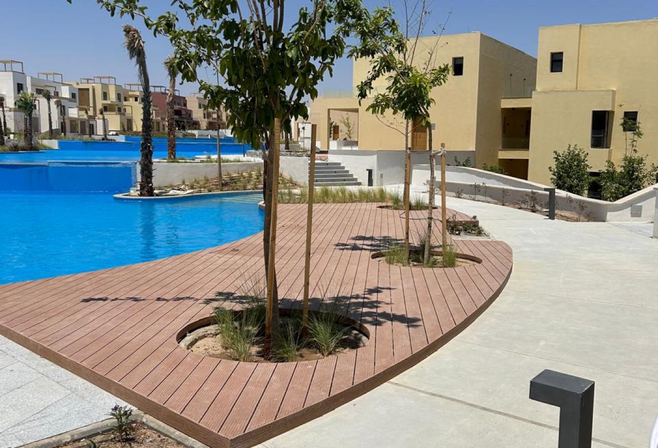 Sale 2 BR Ground Floor In Makadi Heights -Finished