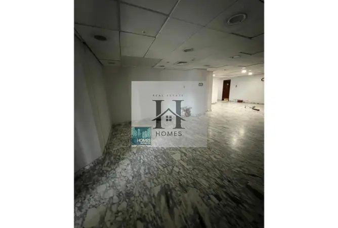 68526105 - Property Image 3