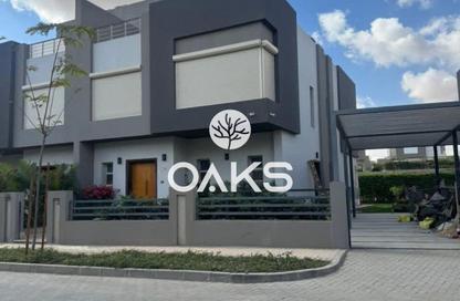 Villa - 5 - 4 for sale in El Patio Town - 5th Settlement Compounds - The 5th Settlement - New Cairo City - Cairo
