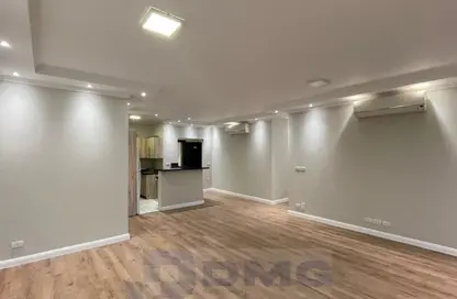 شقة - 3 غرف نوم - 3 حمامات للبيع في ذا كورت ياردز - كمبوندات الشيخ زايد - الشيخ زايد - الجيزة