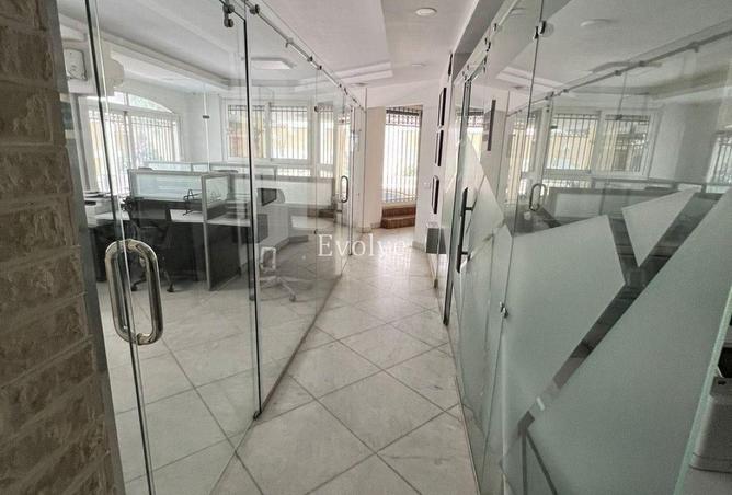 101212029 - Property Image 2