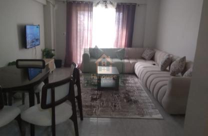 Apartment - 2 Bedrooms - 1 Bathroom for rent in El Rehab Extension - Al Rehab - New Cairo City - Cairo
