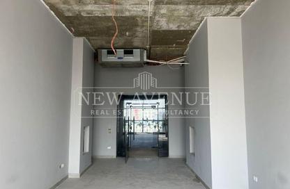 Office Space - Studio - 1 Bathroom for sale in South Gate Mall - South Teseen St. - The 5th Settlement - New Cairo City - Cairo