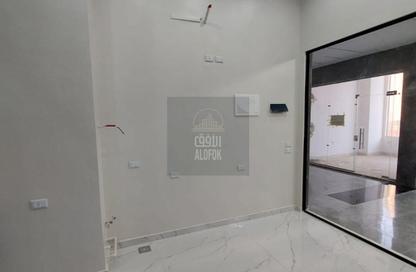 Shop - Studio for rent in Mohamed Naguib Axis - North Investors Area - New Cairo City - Cairo