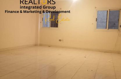 Apartment - 3 Bedrooms - 2 Bathrooms for sale in Al Mostathmir El Saghir - 10th District - Sheikh Zayed City - Giza