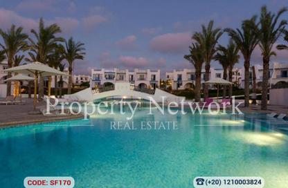Chalet - 3 Bedrooms - 2 Bathrooms for sale in Mountain View - Ras Al Hekma - North Coast