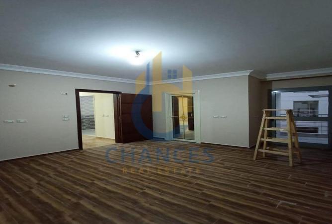 93819032 - صورة العقار 2