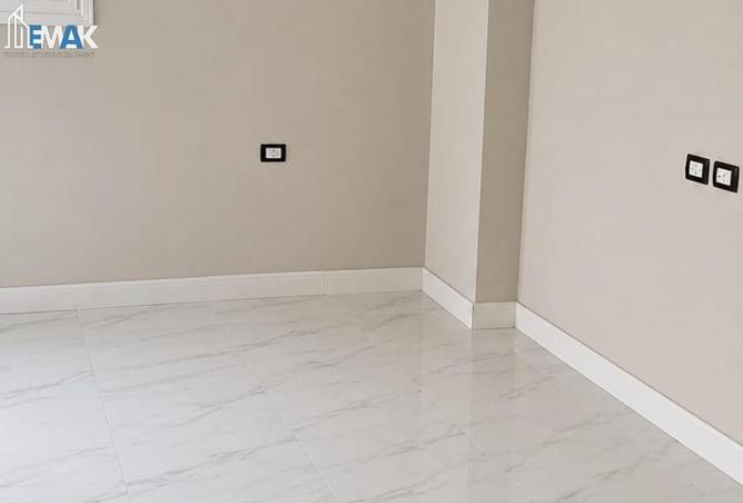 102624880 - Property Image 3