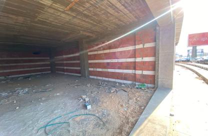 Shop - Studio - 2 Bathrooms for rent in North Teseen St. - The 5th Settlement - New Cairo City - Cairo
