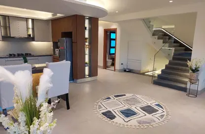 منزل مزدوج - 4 غرف نوم - 4 حمامات للايجار في باتيو الزهراء - كمبوندات الشيخ زايد - الشيخ زايد - الجيزة