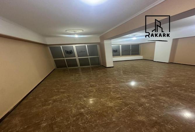 67742537 - Property Image 3