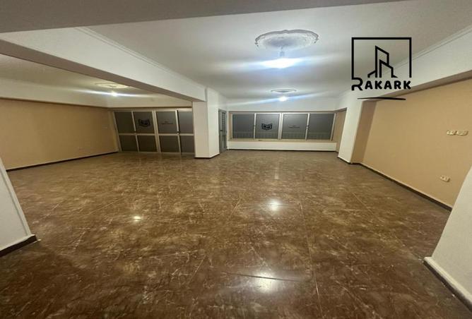 67742537 - Property Main Image