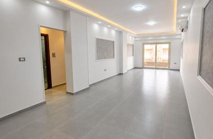Apartment - 2 Bedrooms - 1 Bathroom for rent in Katameya Gardens - El Katameya Compounds - El Katameya - New Cairo City - Cairo Apartment - 2 Bedrooms - 1 Bathroom for rent in Katameya Gardens - El Katameya Compounds - El Katameya - New Cairo City - Cairo