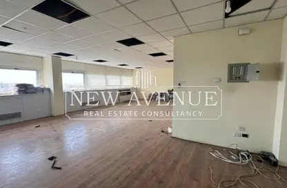 مساحات مكتبية - 3 غرف نوم - 2 حمامات للايجار في شارع ابو الفدا - الزمالك - القاهرة