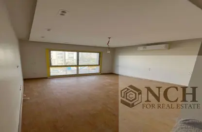 Apartment - 3 Bedrooms - 3 Bathrooms for rent in Hyde Park - New Cairo City - Cairo