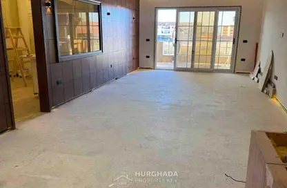 شقة - 3 غرف نوم - 3 حمامات للبيع في منطقة الاحياء - الغردقة - محافظة البحر الاحمر