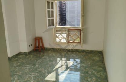 شقة - 3 غرف نوم - 2 حمامات للبيع في ميدان سموحة - سموحة - حي شرق - الاسكندرية