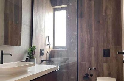 Apartment - 1 Bedroom - 1 Bathroom for sale in Royal City - Sheikh Zayed Compounds - Sheikh Zayed City - Giza