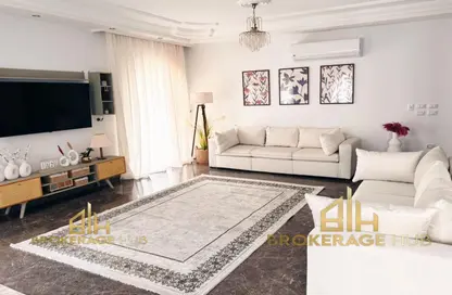 Apartment - 2 Bedrooms - 2 Bathrooms for rent in Hyde Park - New Cairo City - Cairo