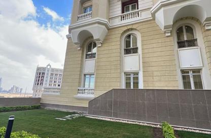 Apartment - 2 Bedrooms - 2 Bathrooms for sale in R5 - New Capital City - Cairo