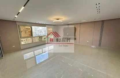 Apartment - 3 Bedrooms - 3 Bathrooms for sale in Al Mesaha St. - Dokki - Giza