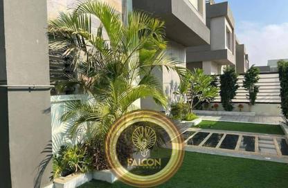 Apartment - 3 Bedrooms - 3 Bathrooms for sale in Yellow Residence - New Cairo City - Cairo