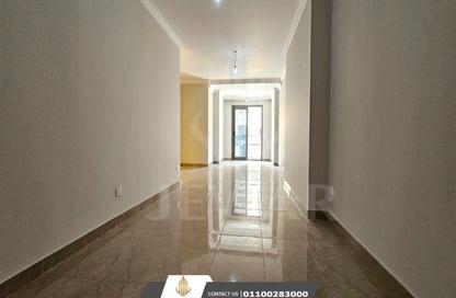 Apartment - 3 Bedrooms - 2 Bathrooms for rent in Roushdy St. - Roushdy - Hay Sharq - Alexandria
