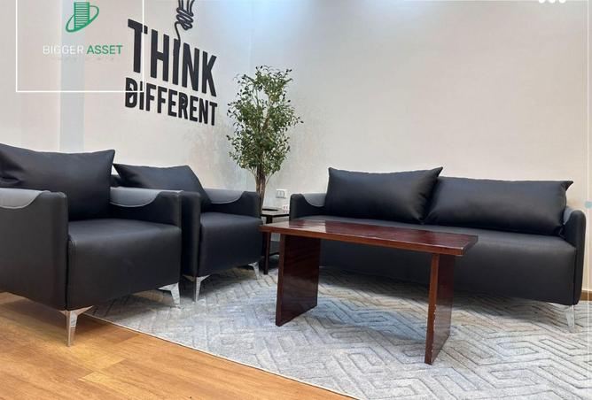81302318 - Property Image 3