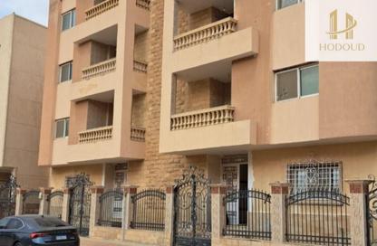 Whole Building - 3 Bedrooms - 2 Bathrooms for sale in Gol Gamal St. - Neighborhood W - 2nd District West - Shorouk City - Cairo