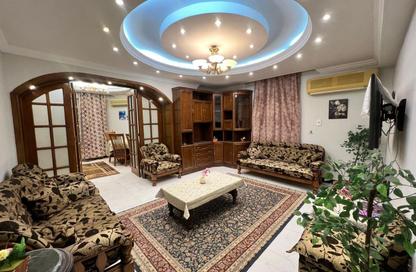 Apartment - 2 Bedrooms - 1 Bathroom for rent in El Manial - Hay El Manial - Cairo